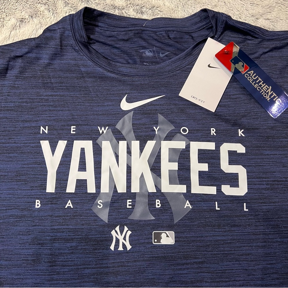 New York Yankees Shirt Mens 2XL Blue Nike Dri-Fit Standard Fit Baseball Tee